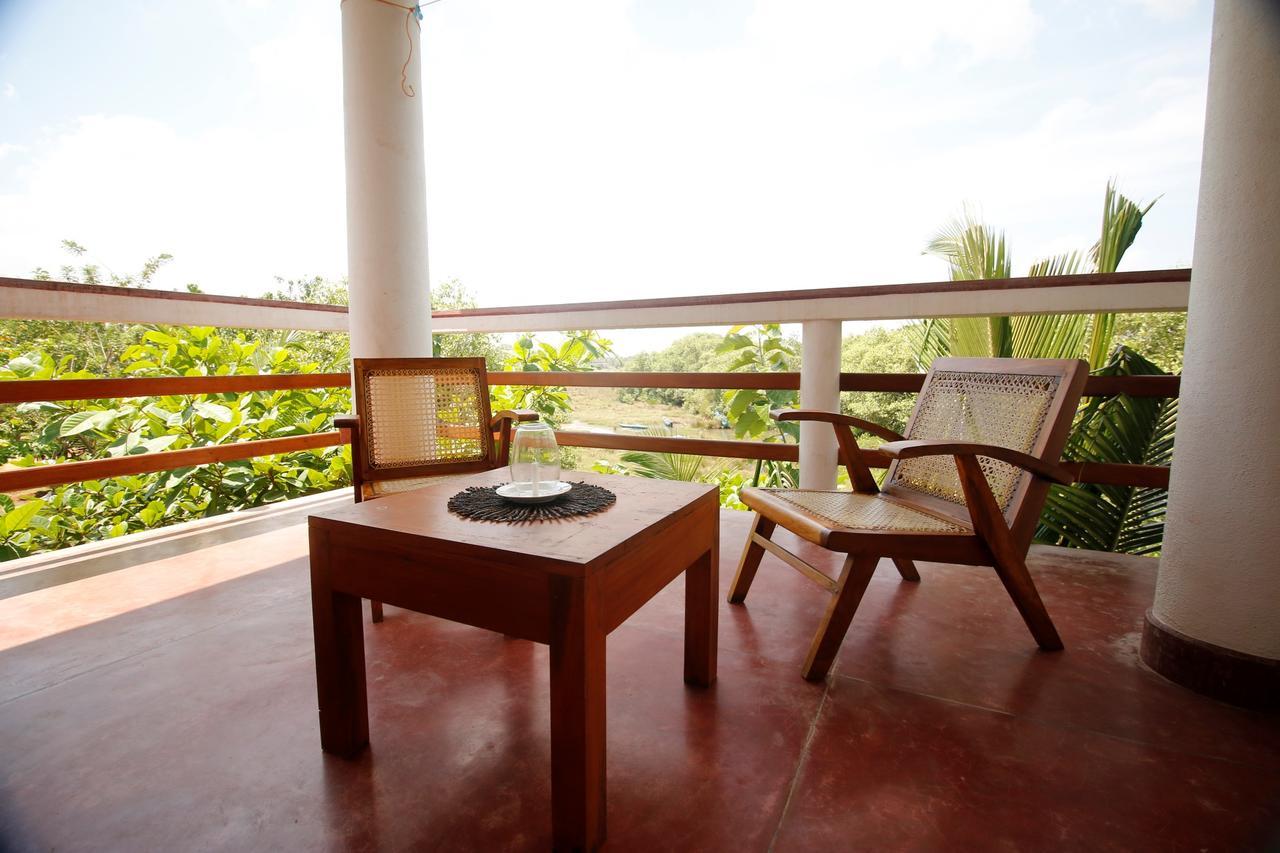 Hotel Peacock Land à Tangalle Extérieur photo