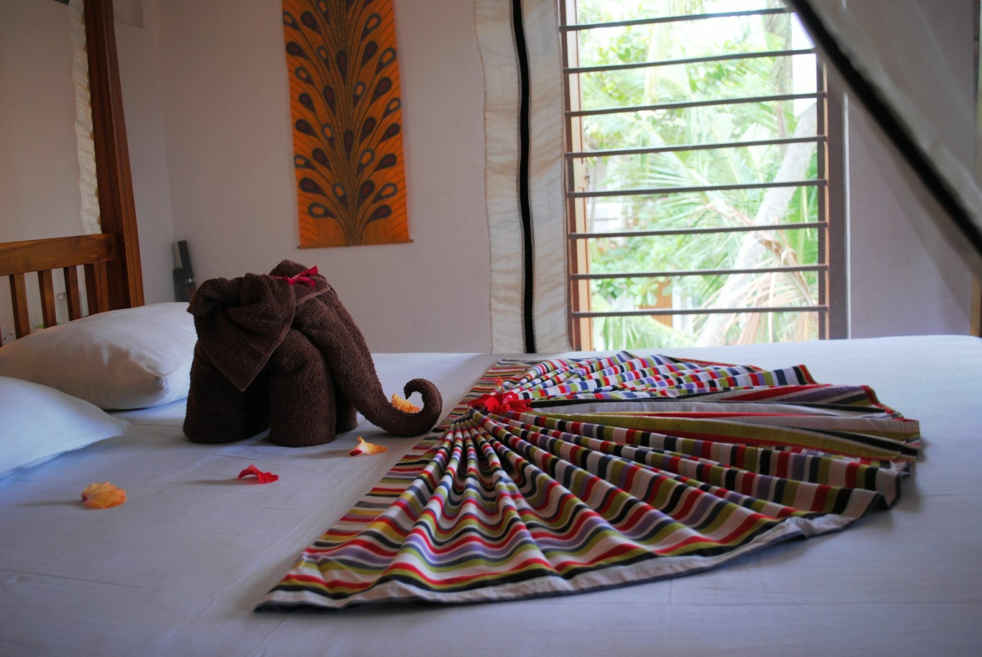 Hotel Peacock Land à Tangalle Extérieur photo
